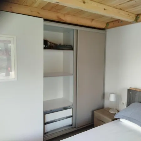 アパート Anastasakos