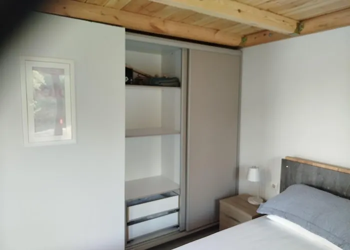 アパート Anastasakos