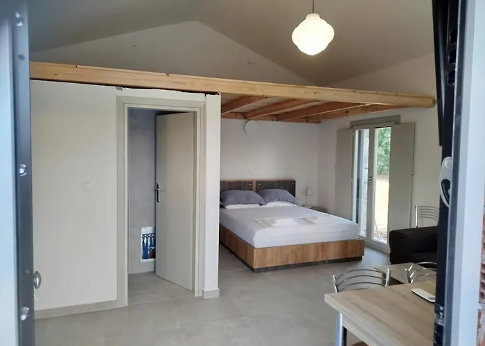 Anastasakos * ギシオ